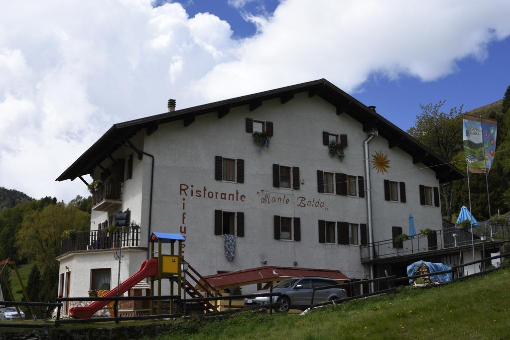 Hotel Rifugio Monte Baldo Avio Zewnętrze zdjęcie